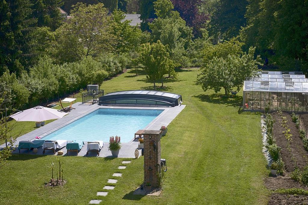 Le Logis Du Regisseur Bed & Breakfast Charny-Oree-de-Puisaye Екстериор снимка